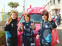 belle200804no3.jpg